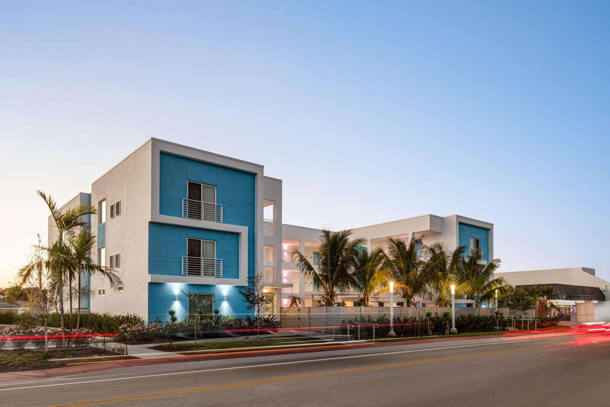 Motel Sea Glass Place, Trademark Collection By Wyndham Lauderdale-by-the-Sea